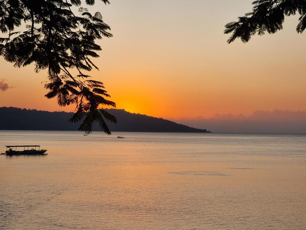 Khabita Beach Resort Lembar  외부 사진