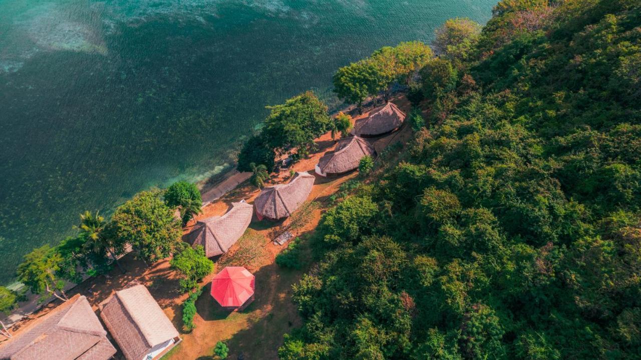 Khabita Beach Resort Lembar  외부 사진