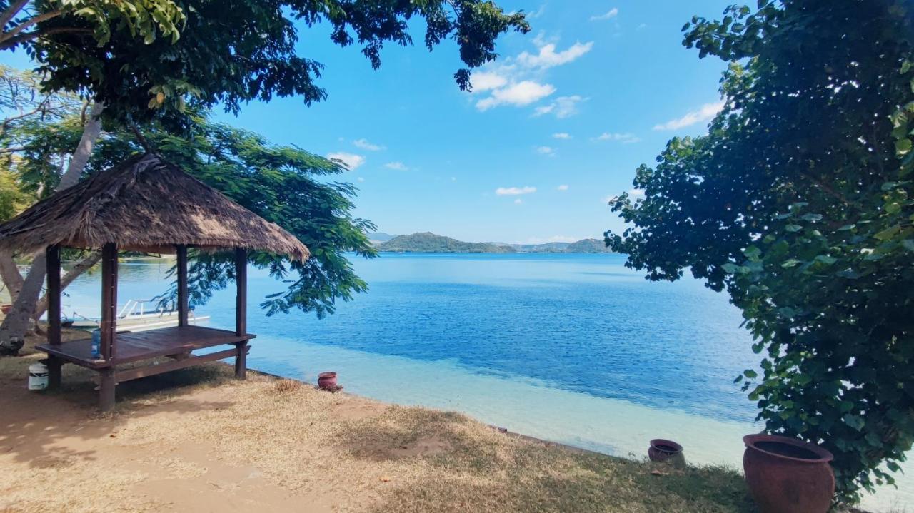 Khabita Beach Resort Lembar  외부 사진