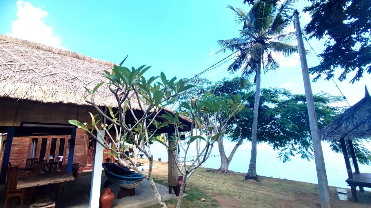 Khabita Beach Resort Lembar  외부 사진