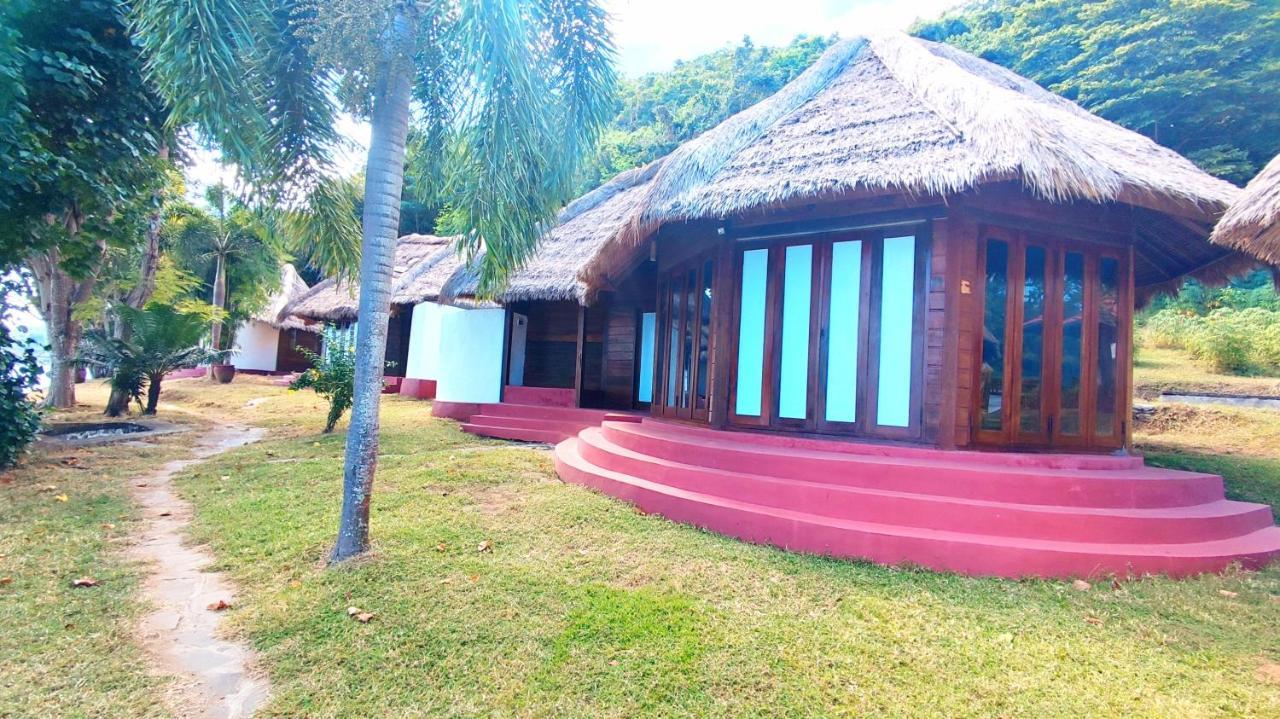 Khabita Beach Resort Lembar  외부 사진