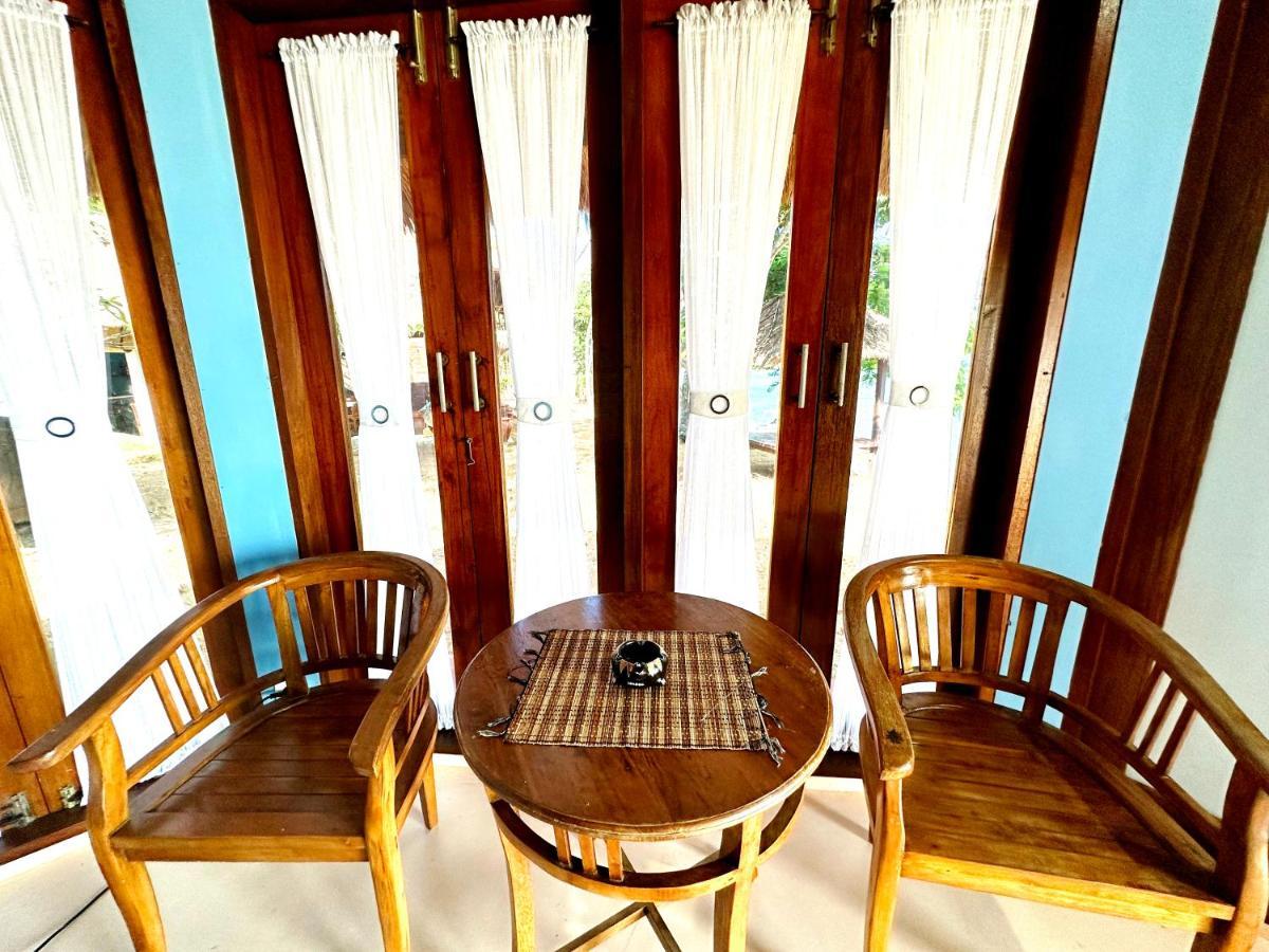 Khabita Beach Resort Lembar  외부 사진