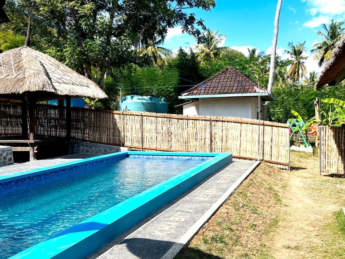 Khabita Beach Resort Lembar  외부 사진